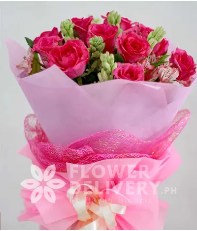 1 Dozen Pink Roses with Alstro (Round Bouquet)