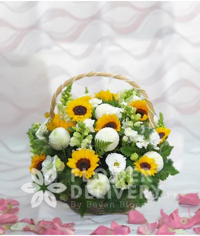 An Elegant Basket of Sunflowers An Elegant Basket of Sunflowers