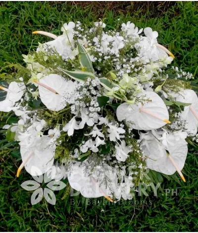 Memorial White Flowers Memorial White Flowers