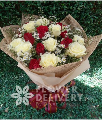 2 dozen mixed red and white roses