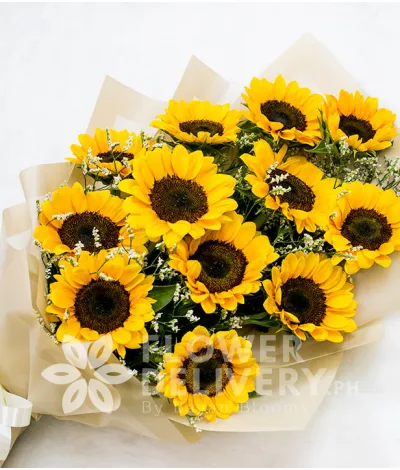 Arm Bouquet of 1 Dozen Sunflowers Arm Bouquet of 1 Dozen Sunflowers