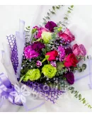 Charming Bouquet of Mixed Roses