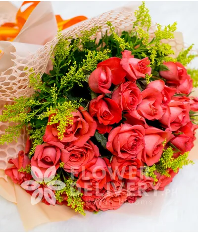 Elegant Pomelo Rose in a Bouquet Elegant Pomelo Rose in a Bouquet