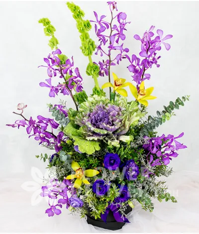 Elegant Vertical Purple Flowers