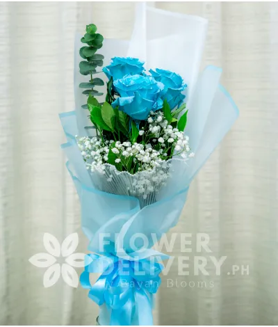 3 Stems Blue Ecuadorian Roses With Gypsophila And Eucalyptus 3 Stems Blue Ecuadorian Roses With Gypsophila And Eucalyptus