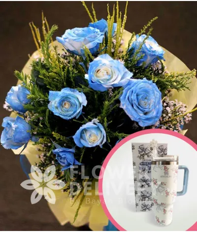 1 Dozen Blue Roses Spray (Round Bouquet) with Stanley H2.O Tumbler 40oz Blue White