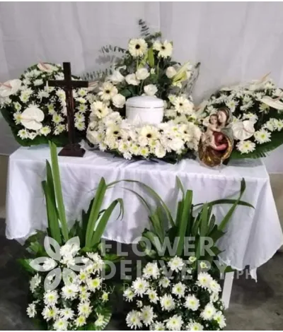 Elegant Urn Flower Package Arrangement Elegant Urn Flower Package Arrangement